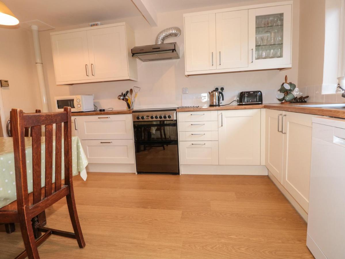 33 Weymouth Park Villa Kingsbridge  Exteriör bild
